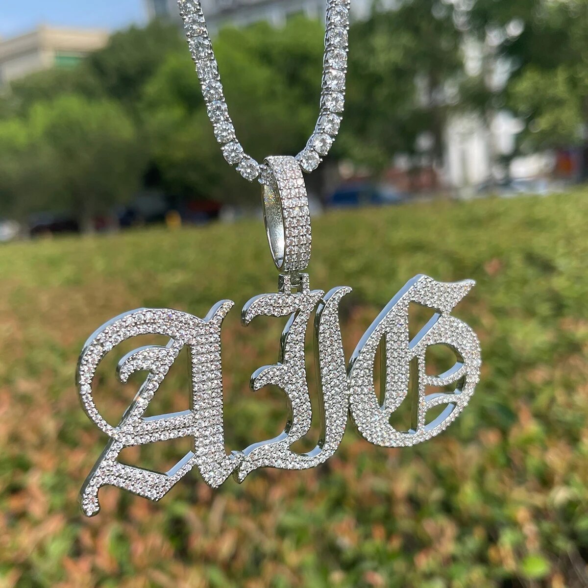 Thin Luxury Iced Out Personalized Custom Name Necklace Pendant