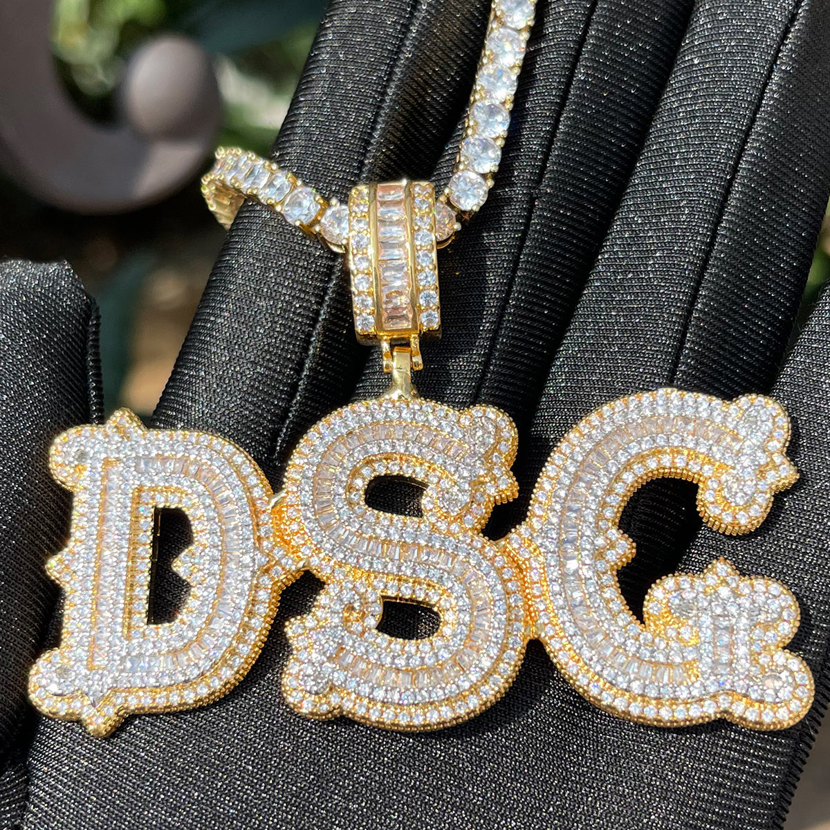 Sharp Attention Iced Out Personalized Custom Name Necklace Pendant