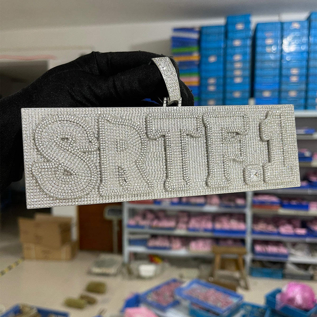 Plate Design VVS Shine Iced Out Personalized Custom Name Necklace Pendant